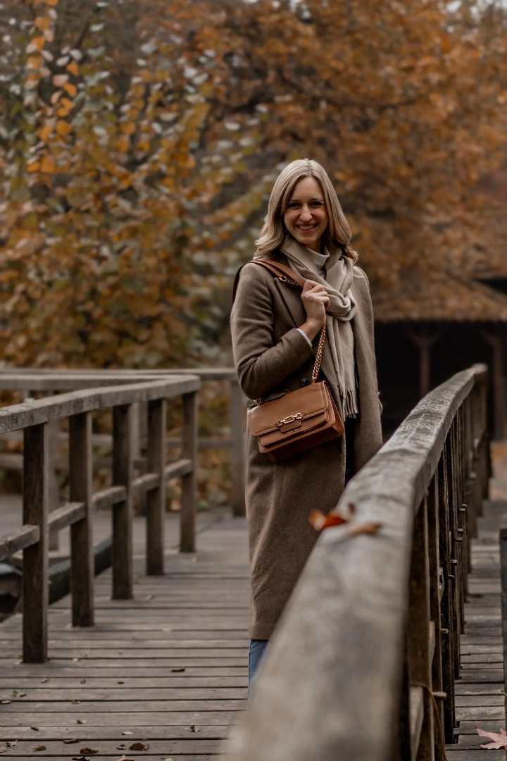 Professionelles Business-Portrait einer Unternehmerin